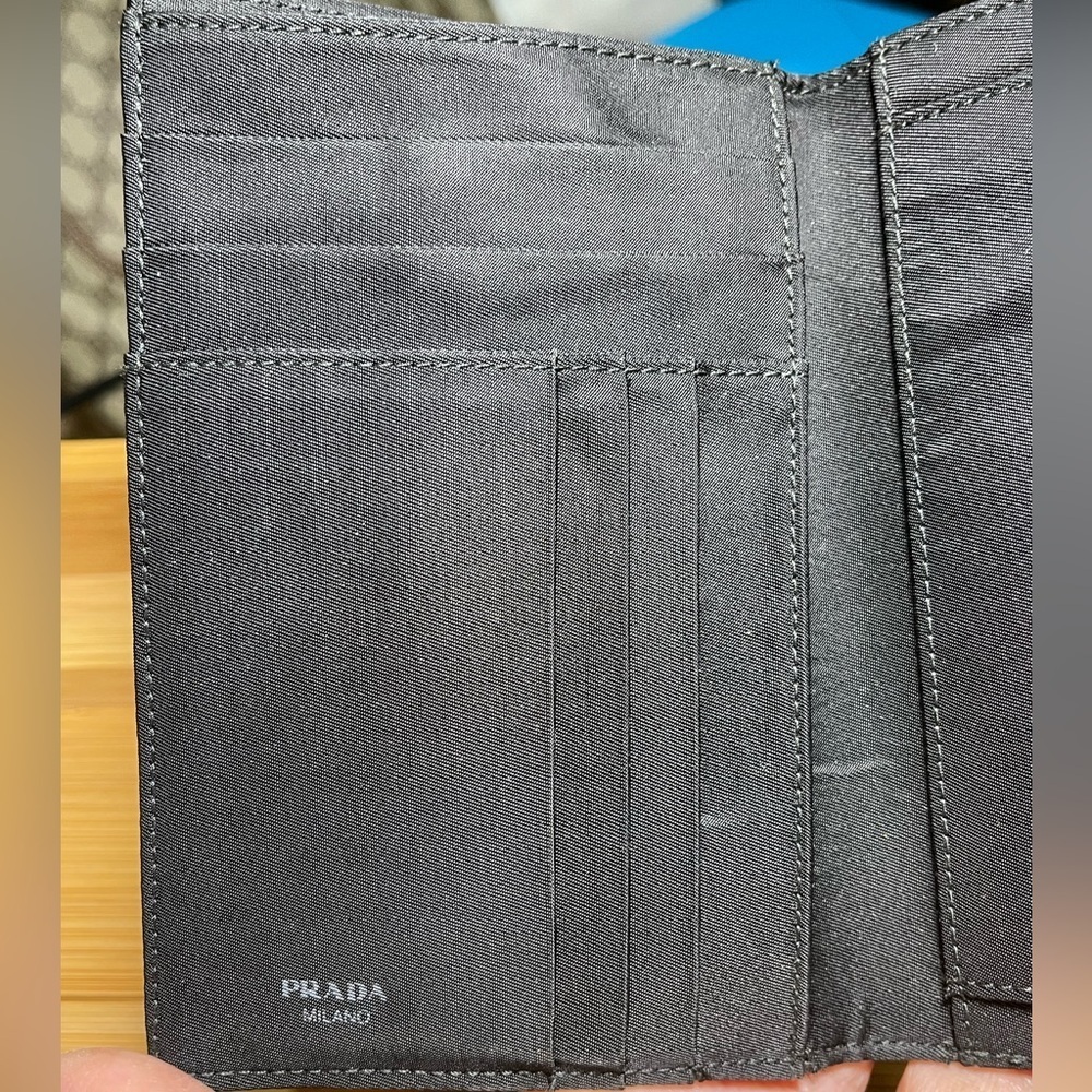 Prada Wallet - Picture 6 of 13